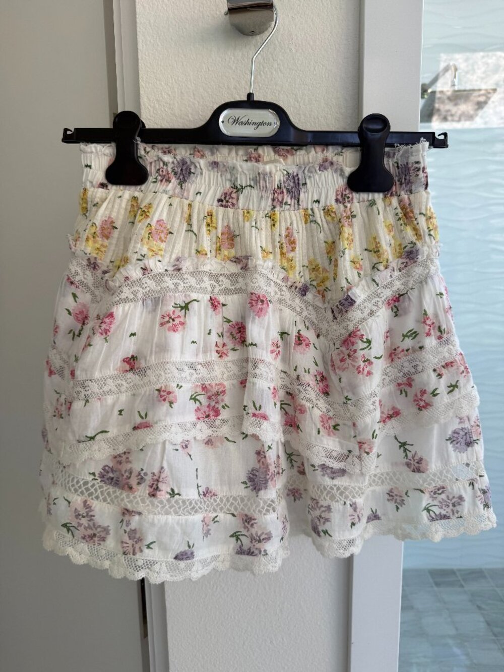 LOVESHACK FANCY floral ruffled skirt Size Small
